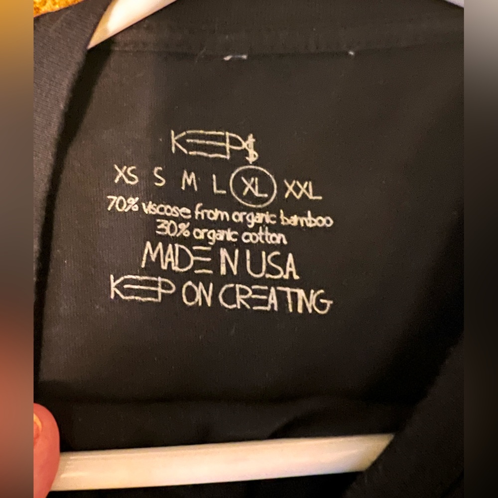 Nwot Keeps On Creating Designer T-Shirts By Keeps… - image 7